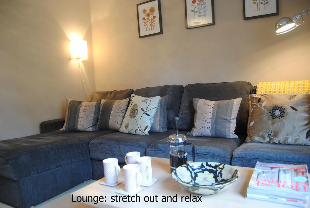 High Street Apartment Uppingham Extérieur photo