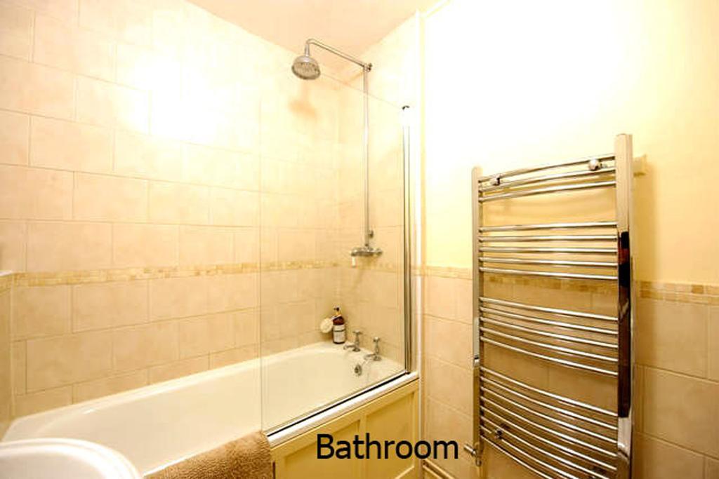 High Street Apartment Uppingham Extérieur photo